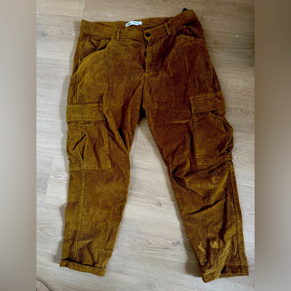 Zara cargo corduroy pants great shape tan men’s size 36